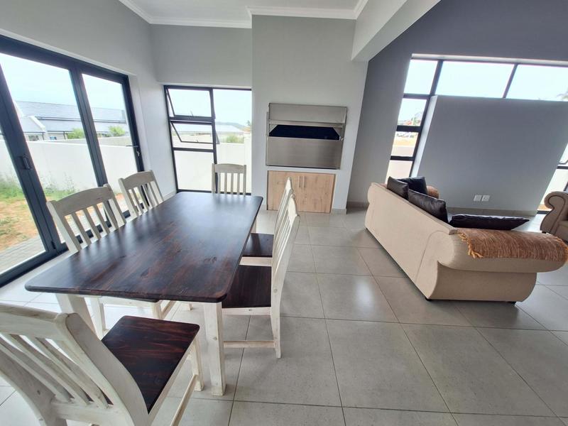 3 Bedroom Property for Sale in Hartenbos Heuwels Western Cape